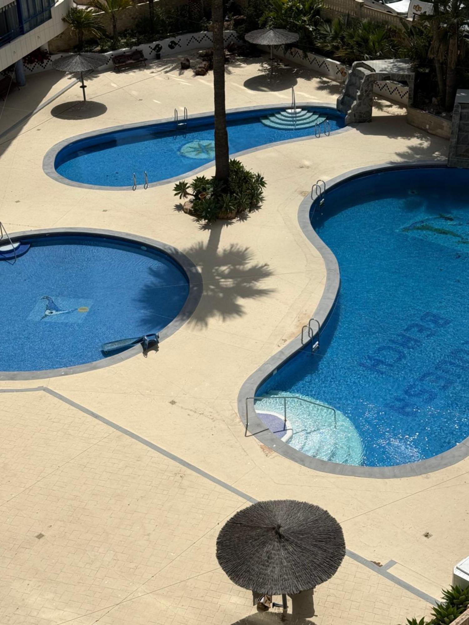 Turquesa Beach 卡尔佩 外观 照片